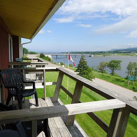 Duck Cove Inn Margaree Harbour Exterior photo