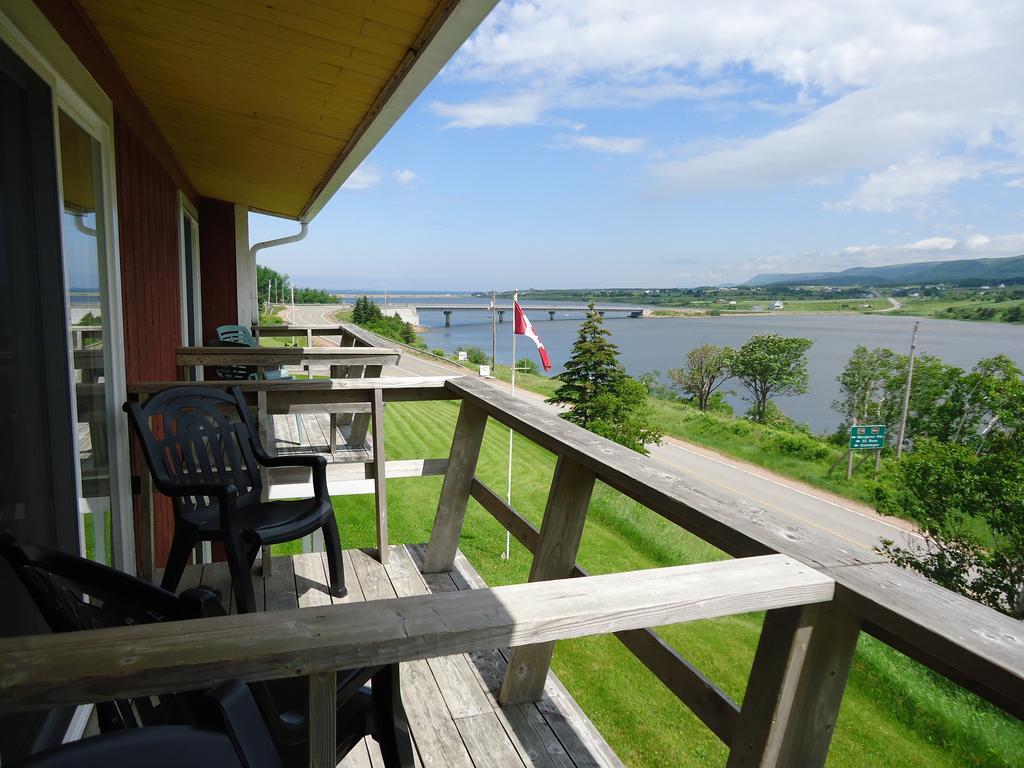 Duck Cove Inn Margaree Harbour Exterior photo