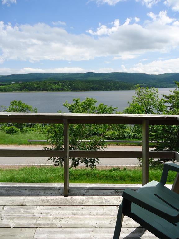 Duck Cove Inn Margaree Harbour Exterior photo