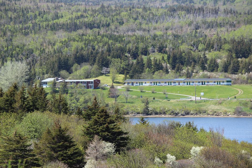 Duck Cove Inn Margaree Harbour Exterior photo