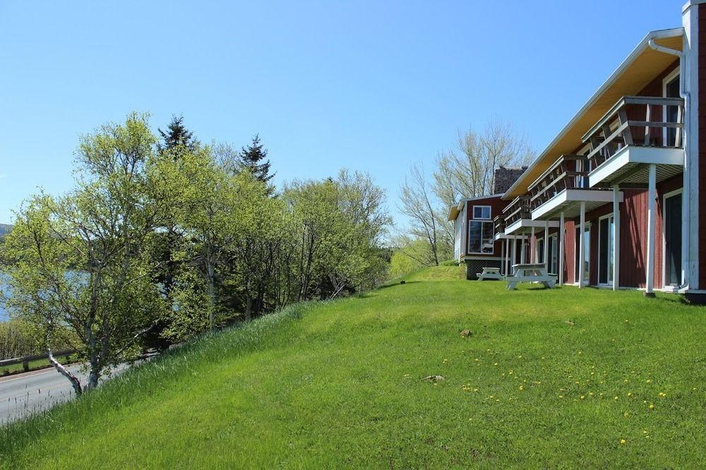 Duck Cove Inn Margaree Harbour Exterior photo